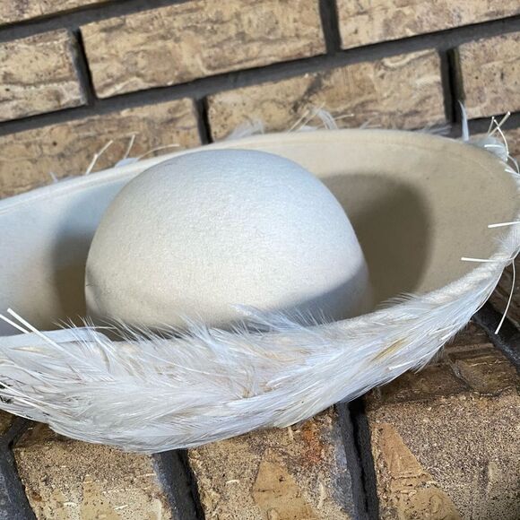 Vintage‎ mr johns feathered hat - Picture 5 of 9